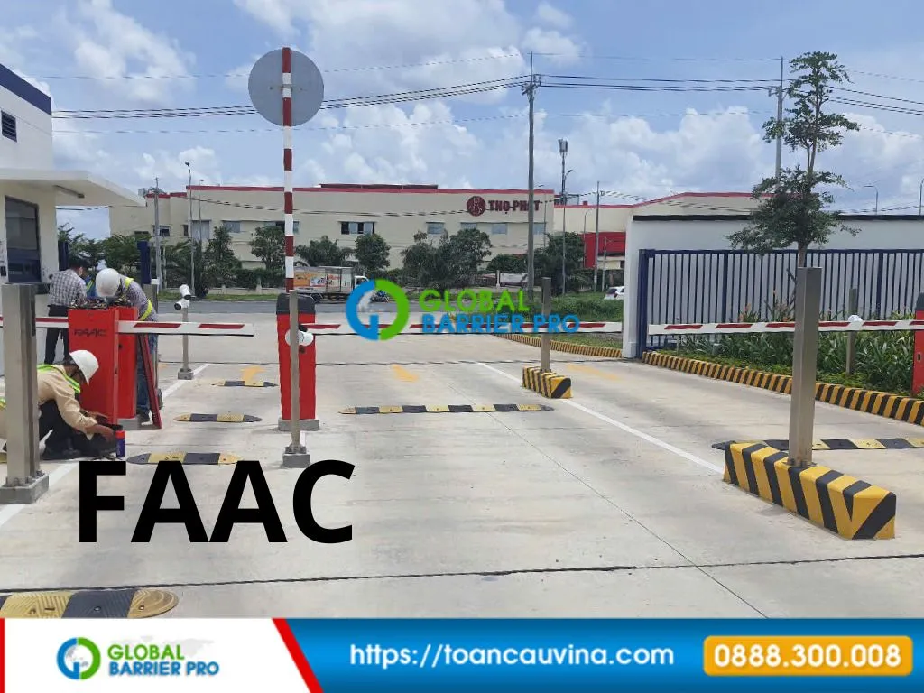 Barrier FAAC 615 Rapid chính hãng cho lối vào cần mở nhanh 15 Barrier FAAC 615 Rapid lap dat tai cong trinh thuc te