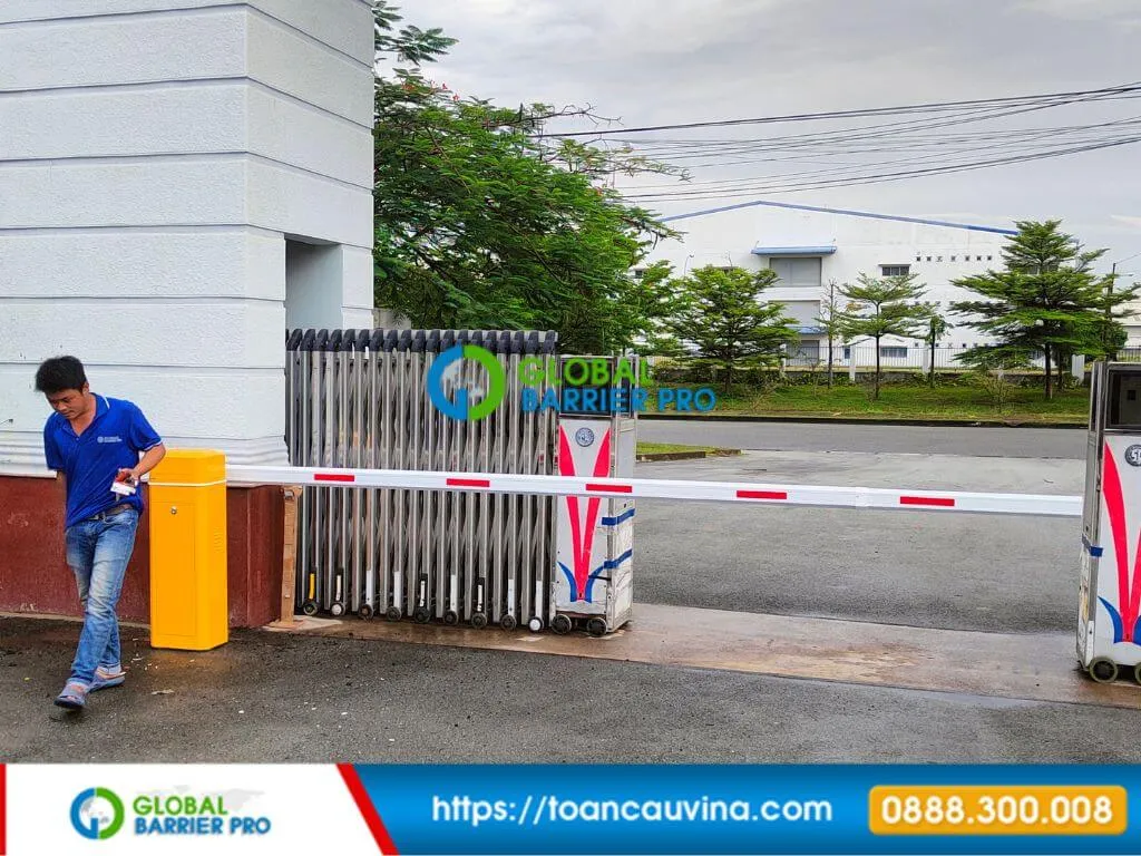 Khi nào cần bảo trì barrier tự động để tránh hỏng đúng giờ cao điểm? 6 Barrier và cổng xếp tại lối vào khu công nghiệp hoặc nhà xưởng