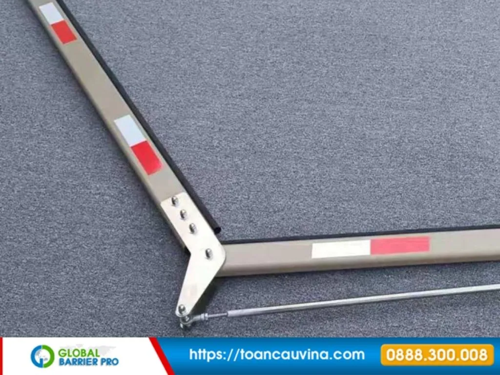 Chiều cao bao nhiêu thì bắt buộc dùng barie gập? Cách xác định đúng 11 Chiều cao bao nhiêu thì bắt buộc dùng barie gập? Cách xác định đúng - chi tiết khớp nối tay cần barrier gập