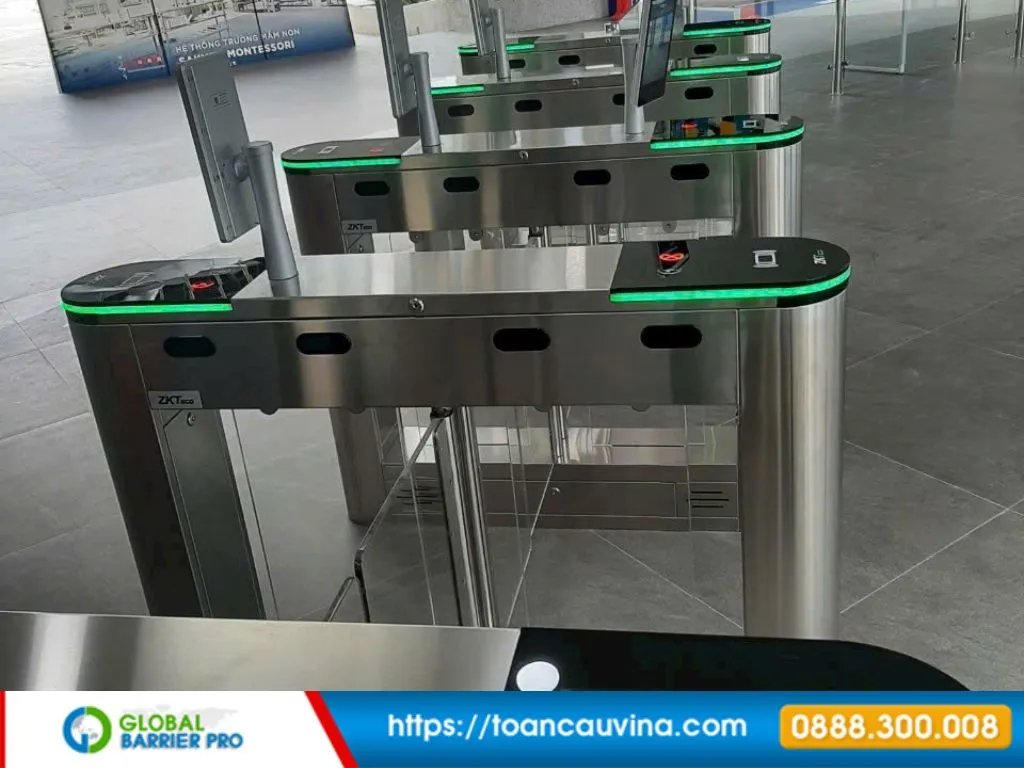 Nên chọn swing barrier hay flap barrier cho tòa nhà? - hình minh họa 1 cho bài viết swing barrier hay flap barrier cho tòa nhà