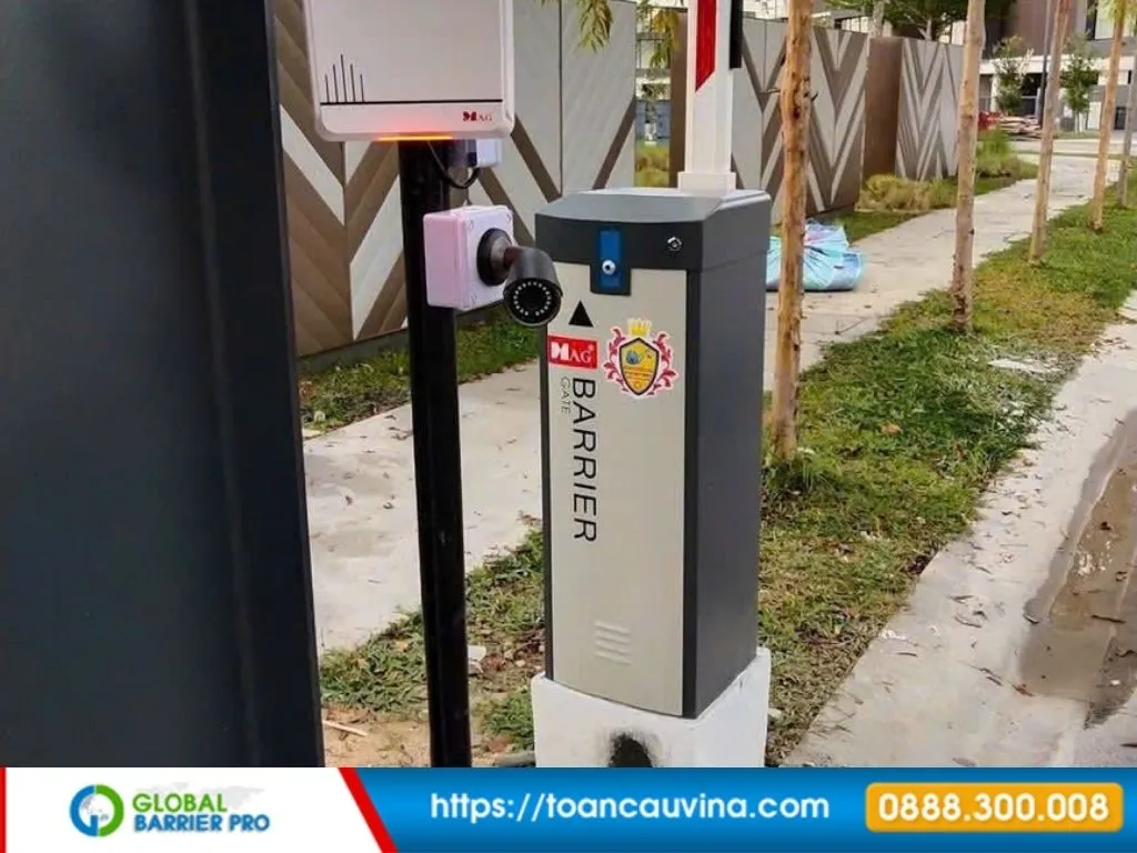 Báo Giá Barrier Tự Động Nhập Khẩu Italy & Châu Âu: Có Đáng Đầu Tư Cho Công Trình Cao Cấp? 16 Barrier nhập khẩu italy và châu âu - hình ảnh minh họa số 4 tại công trình thực tế