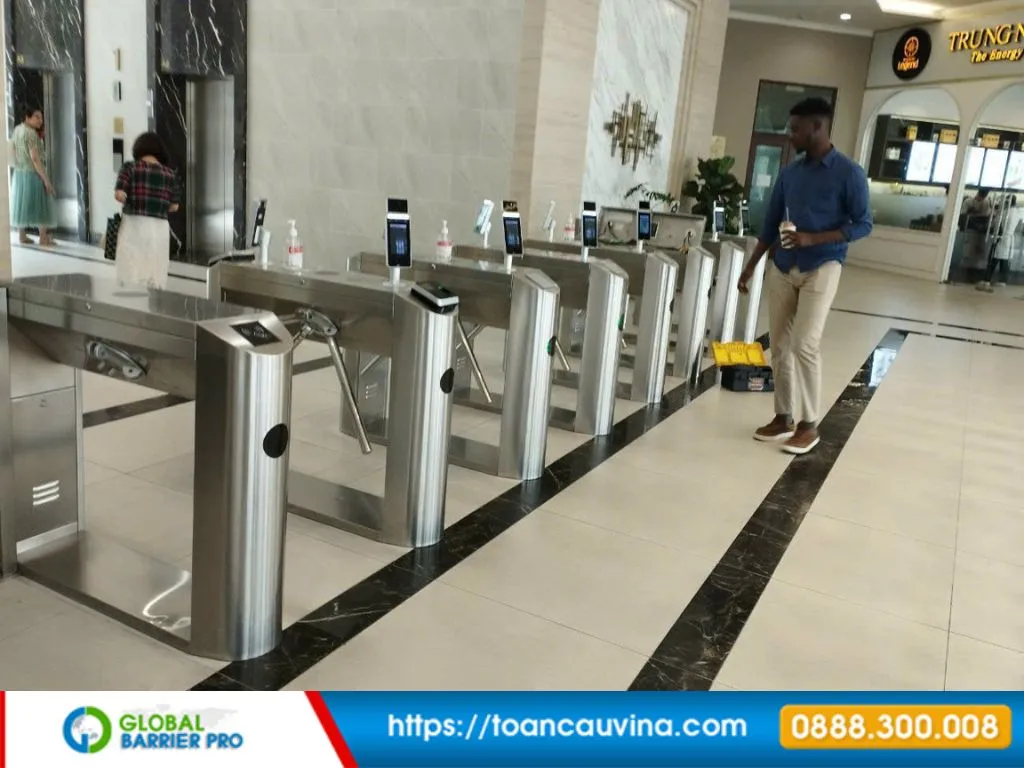 Báo giá cổng xoay 3 càng mới nhất 2026 - hình minh họa 2 cho bài viết báo giá cổng xoay 3 càng mới nhất 2026