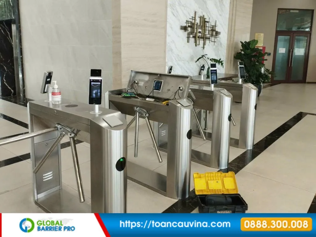 Báo giá cổng xoay 3 càng mới nhất 2026 - hình minh họa 3 cho bài viết báo giá cổng xoay 3 càng mới nhất 2026