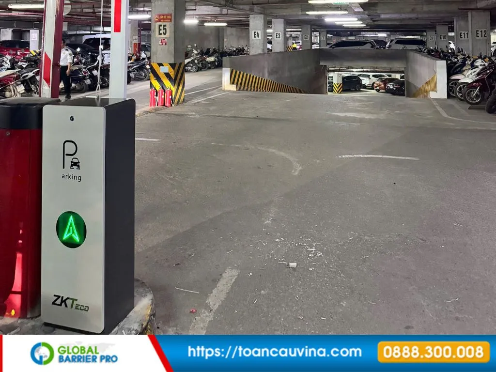 Barrier ZKTeco BG1030: thông số, giá tham khảo và ứng dụng 3 Barrier ZKTeco BG1030: thông số, giá tham khảo và ứng dụng thực tế minh họa