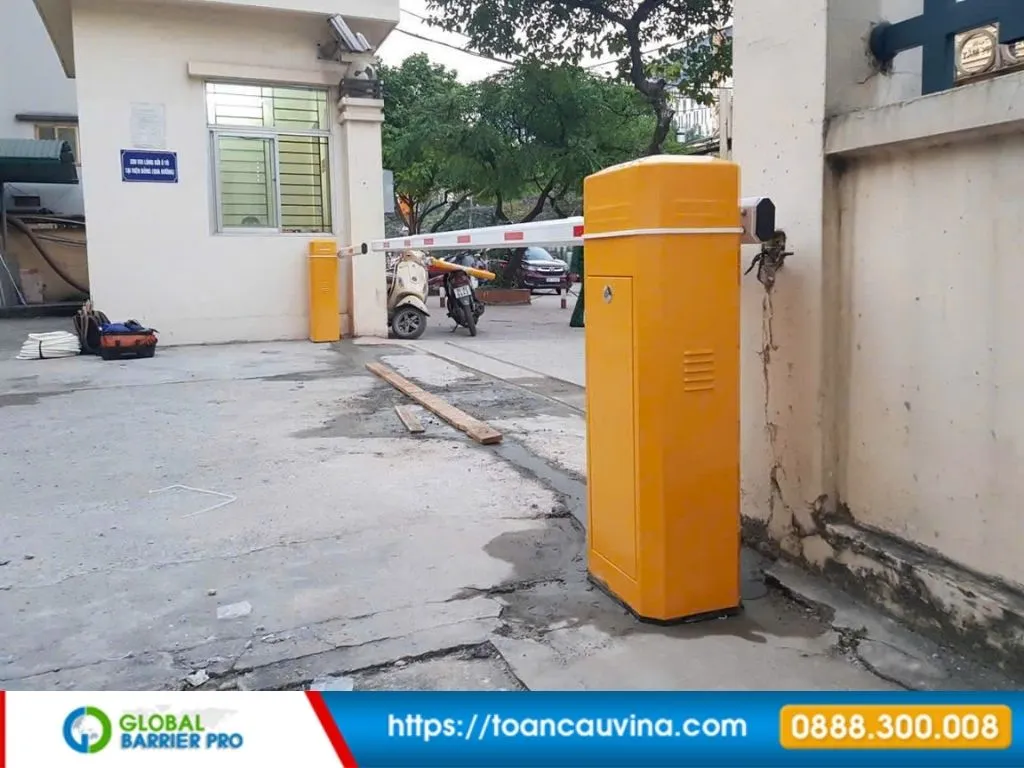 So Sánh Giá 5 Loại Barie Tự Động Phổ Biến Nhất: Nên Chọn Loại Nào Cho Từng Công Trình? 20 So sánh giá 5 loại barie tự động - hình ảnh minh họa số 8 tại công trình thực tế