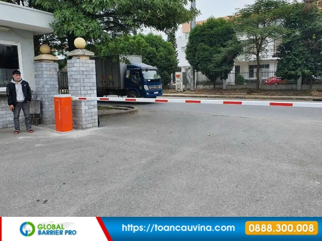 Báo Giá Lắp Đặt Barie Tự Động Tại TP.HCM & Bình Dương: Thời Gian Thi Công, Chi Phí Và Dịch Vụ Hỗ Trợ 27 Báo giá lắp đặt barie tại tp.hcm và bình dương - hình ảnh minh họa số 3 tại công trình thực tế