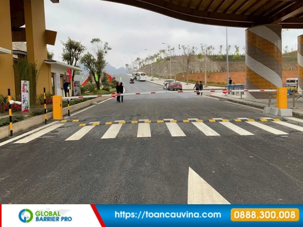 Báo Giá Lắp Đặt Barie Tự Động Tại TP.HCM & Bình Dương: Thời Gian Thi Công, Chi Phí Và Dịch Vụ Hỗ Trợ 56 Báo giá lắp đặt barie tại tp.hcm và bình dương - hình ảnh minh họa số 10 tại công trình thực tế