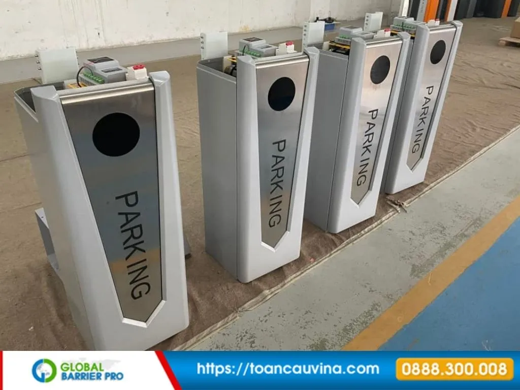 Giá barie giá rẻ dưới 10 triệu có nên mua? 9 Vỏ barie màu bạc kiểu dáng hiện đại minh họa cho bài viết barie giá rẻ dưới 10 triệu