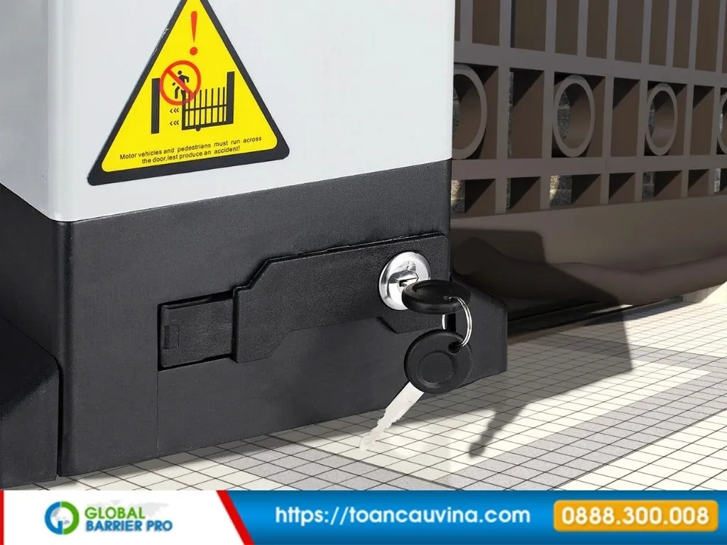 Sửa motor cổng tự động: Khi nào nên sửa, khi nào nên thay mới? 9 Sửa motor cổng tự động: Khi nào nên sửa, khi nào nên thay mới? - chi tiết bo mạch khi mở nắp motor