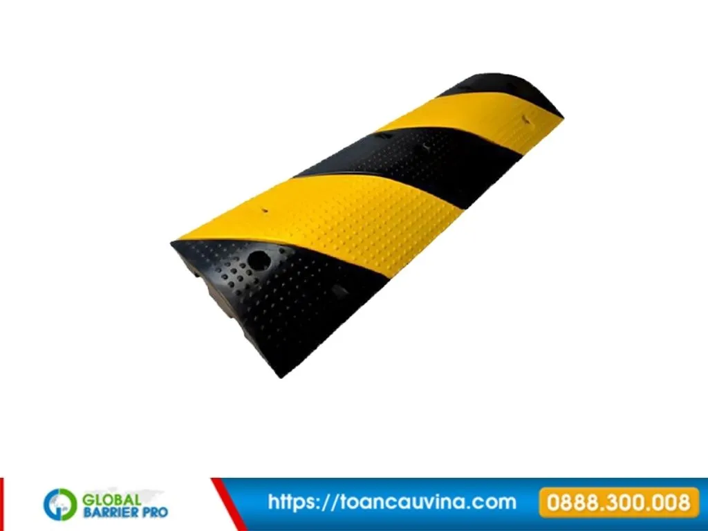 Gờ giảm tốc cao su và gờ nhựa: loại nào bền và hợp công trình hơn? 11 Gờ giảm tốc cao su và gờ nhựa: loại nào bền và hợp công trình hơn? - hình minh họa 4