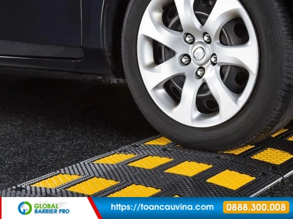 Gờ giảm tốc là gì? Phân loại, công dụng và cách chọn đúng 9 Gờ giảm tốc là gì? Phân loại, công dụng và cách chọn đúng - hình minh họa 2