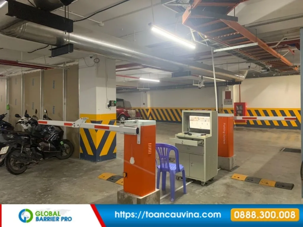 Nên chọn thẻ từ RFID tần số nào (UHF hay VHF) để quét thẻ giữ xe? 10 Nên chọn thẻ từ RFID tần số nào (UHF hay VHF) để quét thẻ giữ xe? - làn vào ra tiêu chuẩn trong tầng hầm tòa nhà