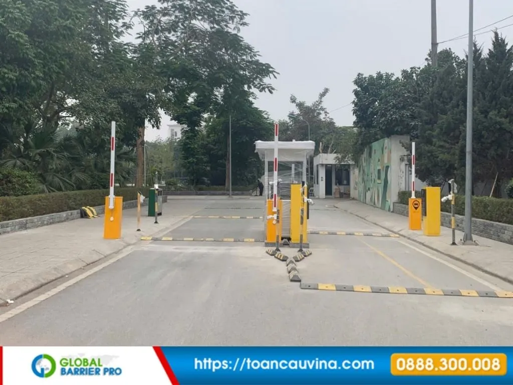 Top 5 phần mềm bãi xe thông minh, tối ưu quản lý tốt nhất hiện nay 11 Top 5 phần mềm bãi xe thông minh, tối ưu quản lý tốt nhất hiện nay - nhiều làn barrier đồng bộ cho cổng ra vào lớn