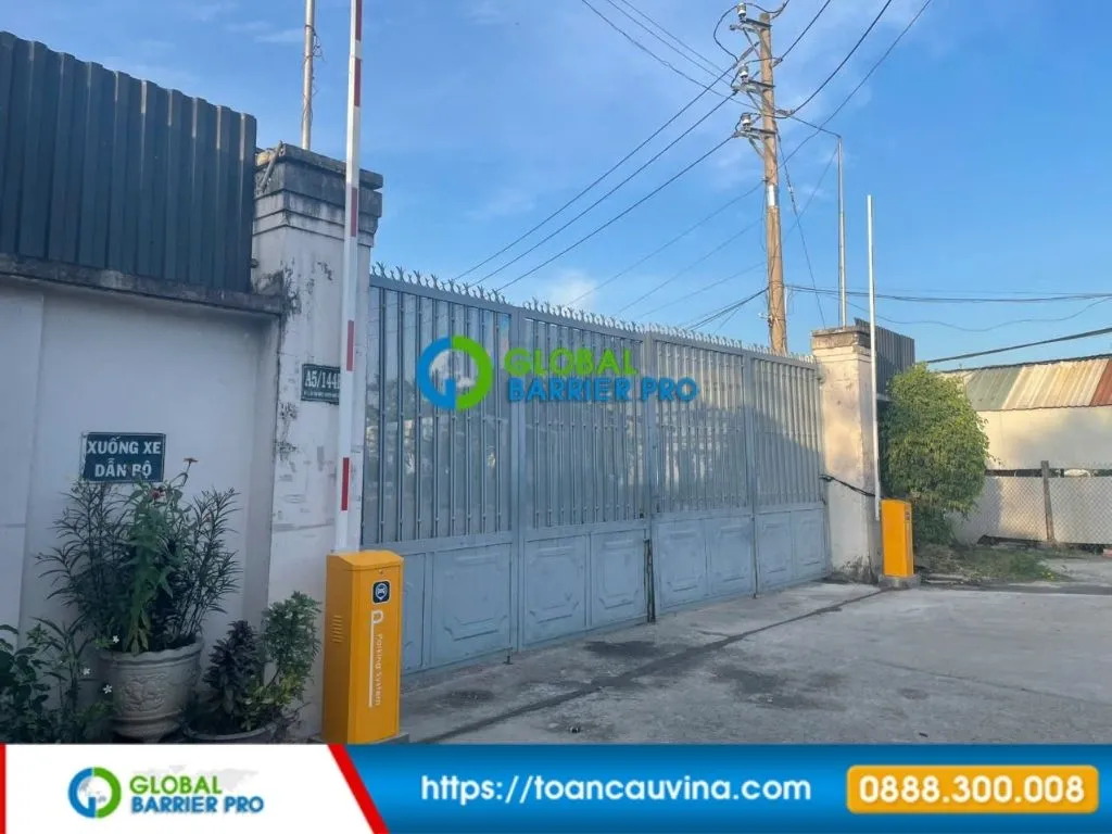 Camera nhận diện biển số 7 Camera nhận diện biển số - barrier tự động cho làn xe tại bãi giữ xe