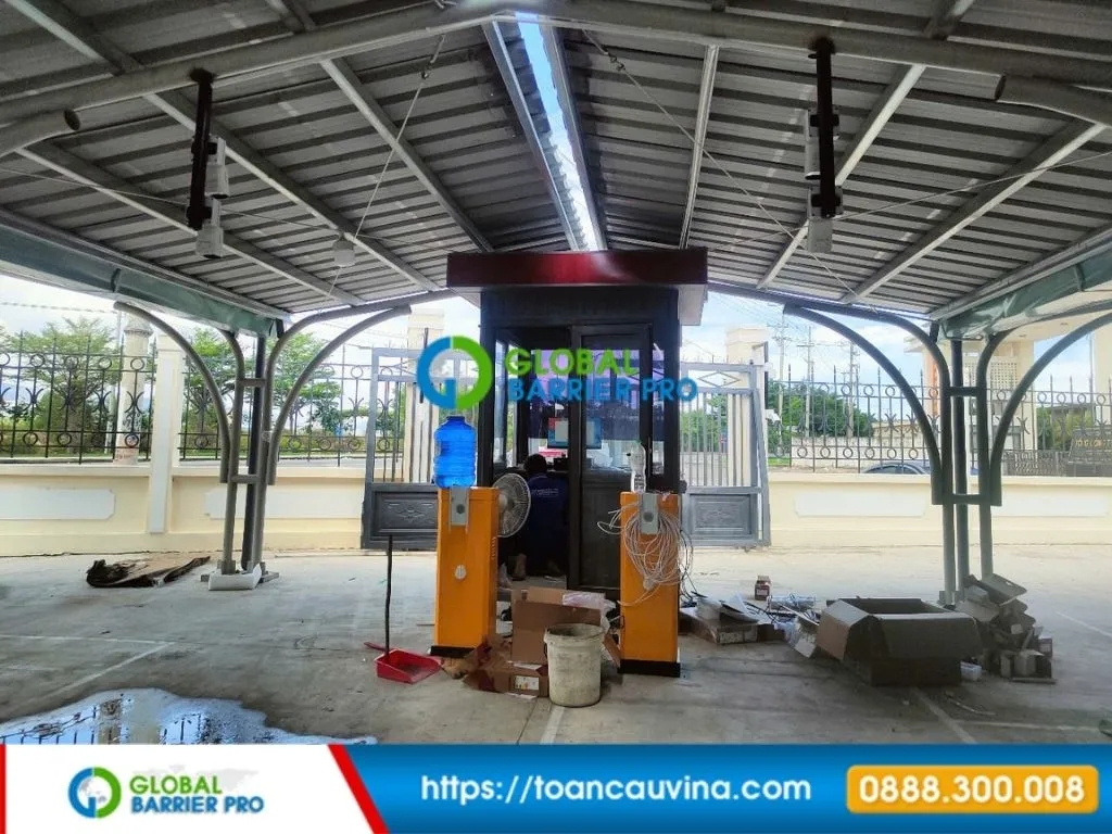 Hướng dẫn lựa chọn phần mềm quản lý bãi xe phù hợp cho từng mô hình 13 Hướng dẫn lựa chọn phần mềm quản lý bãi xe phù hợp cho từng mô hình - máy tính điều hành GoParking tại cabin bãi xe