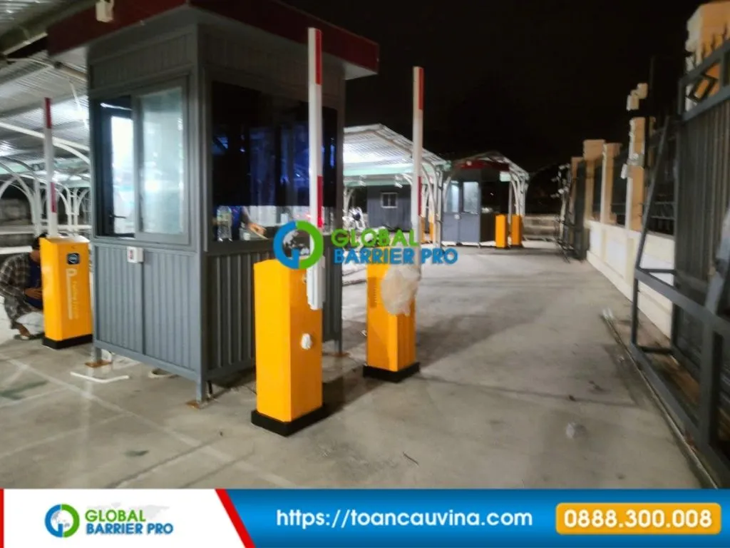 Dịch vụ cung cấp và in thẻ từ bãi xe 8 Dịch vụ cung cấp và in thẻ từ bãi xe - giao diện máy tính quản lý bãi xe trong cabin