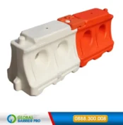 Dải phân cách giao thông bằng nhựa 800x450x600 bằng HDPE dùng cho phân làn mềm