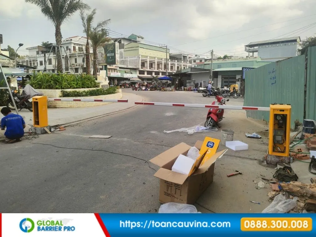Thanh chắn barie tự động: chiều dài, chất liệu và cách chọn đúng 15 Hình ảnh minh họa thanh chắn barie tự động và tay cần barrier