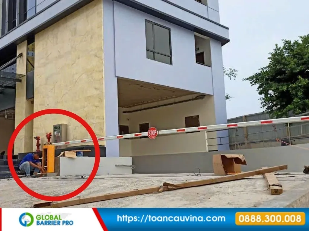 Top thương hiệu barie tốt nhất cho nhà máy, bãi xe và khu công nghiệp 37 Hình ảnh minh họa top thương hiệu barie tốt