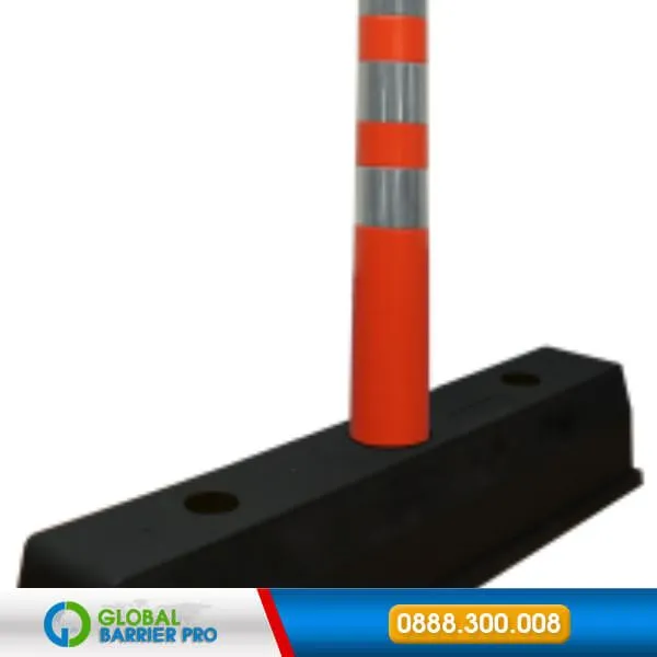 Cọc tiêu hình trụ có dây xích Cọc tiêu hình trụ có dây xích