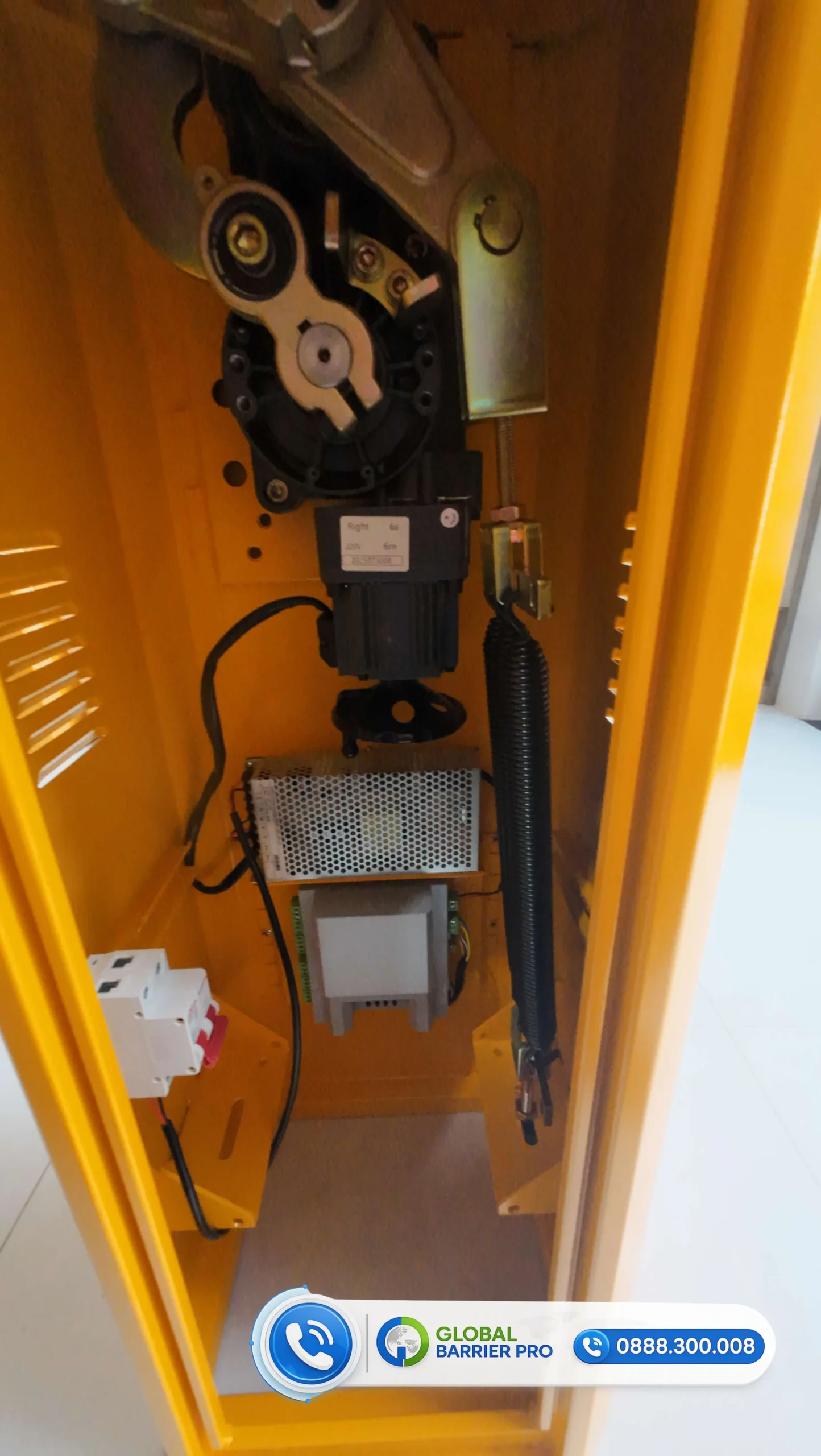 Công trình lắp đặt barrier tự động BS-306 tại Gia Lai - hình công trình 8 Công trình lắp đặt barrier tự động BS-306 tại Gia Lai - hình công trình 8