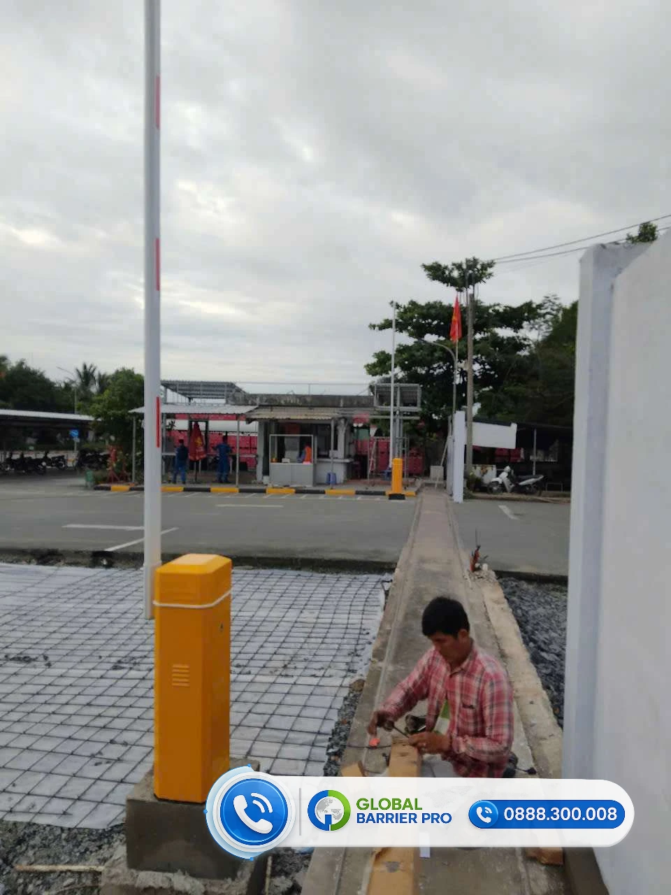 Công trình lắp đặt barrier rào chắn tự động kiểm soát an ninh tại cổng kho - hình công trình 6 Công trình lắp đặt barrier rào chắn tự động kiểm soát an ninh tại cổng kho - hình công trình 6
