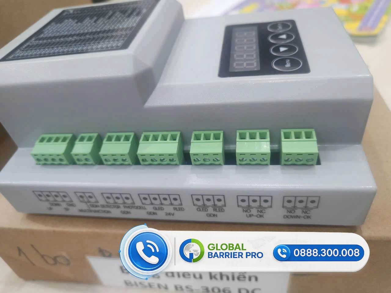 Lắp đặt barie DEA kiểm soát xe vào ra tại nhà máy - hình công trình 3 Lắp đặt barie DEA kiểm soát xe vào ra tại nhà máy - hình công trình 3