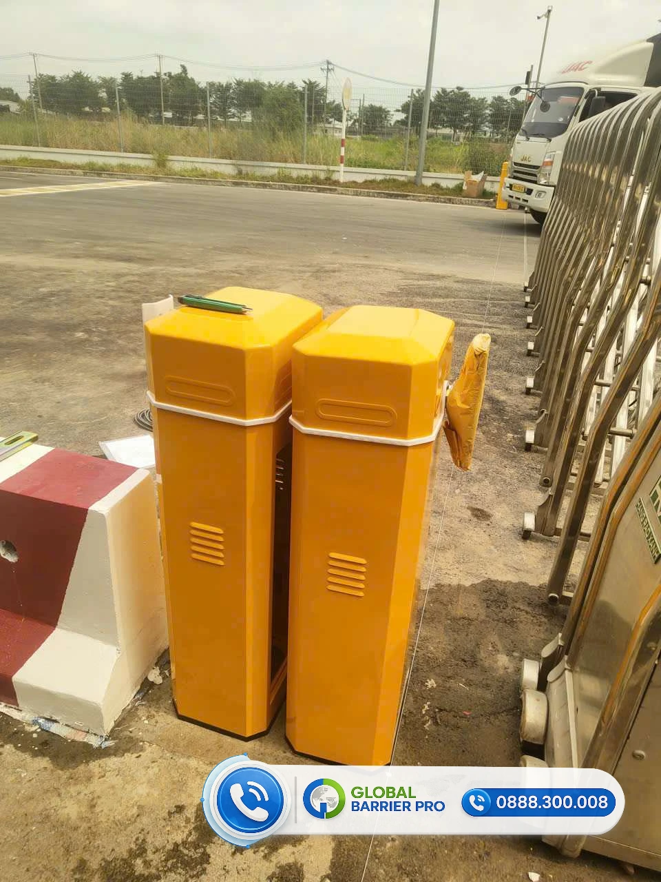 Lắp đặt barie tự động cho Bệnh viện Đa Khoa tỉnh Trà Vinh - hình công trình 2 Lắp đặt barie tự động cho Bệnh viện Đa Khoa tỉnh Trà Vinh - hình công trình 2