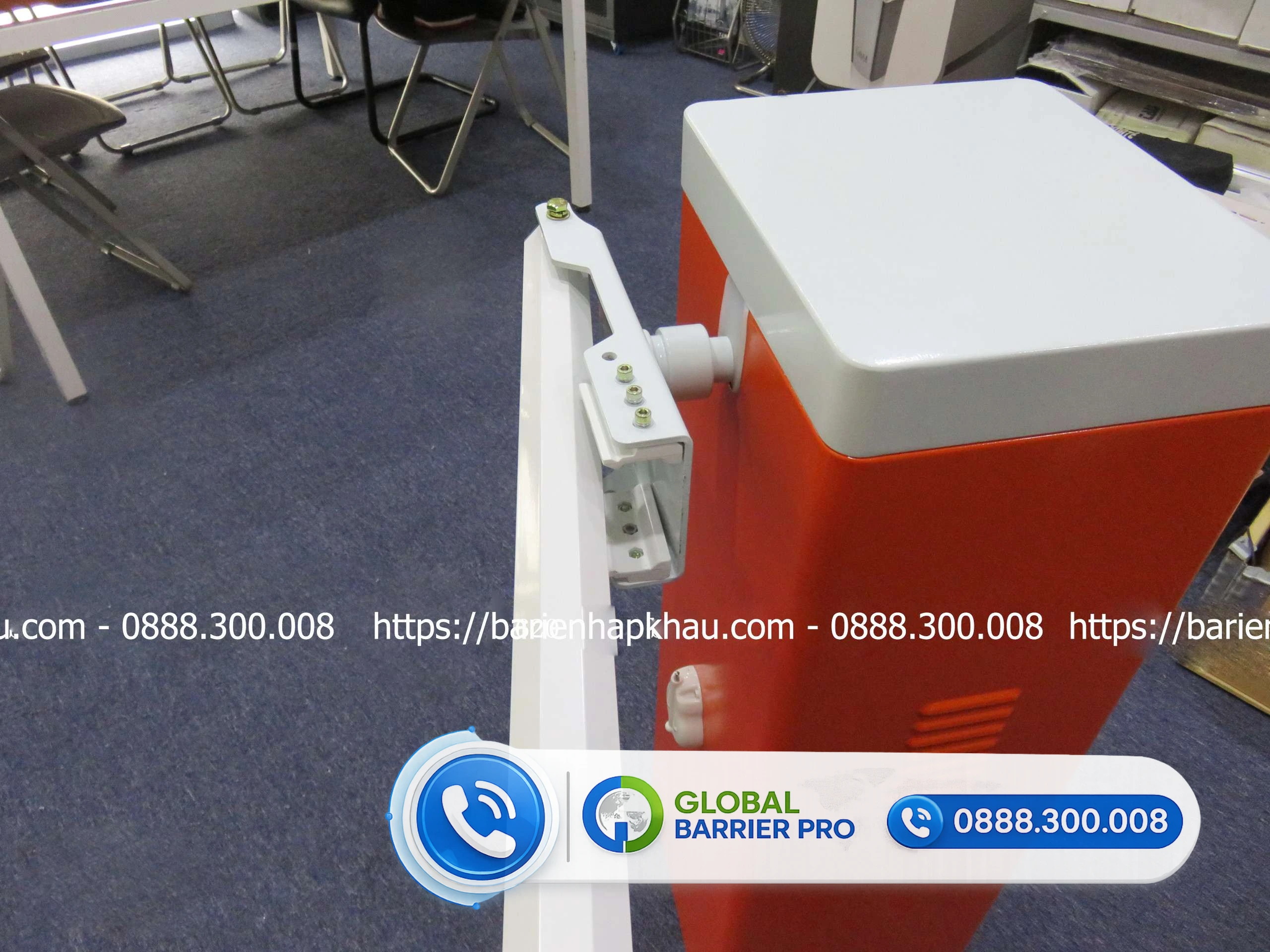 Lắp trụ barie tự động DZ-230 cho doanh nghiệp tại Quận 3 - hình công trình 9 Lắp trụ barie tự động DZ-230 cho doanh nghiệp tại Quận 3 - hình công trình 9