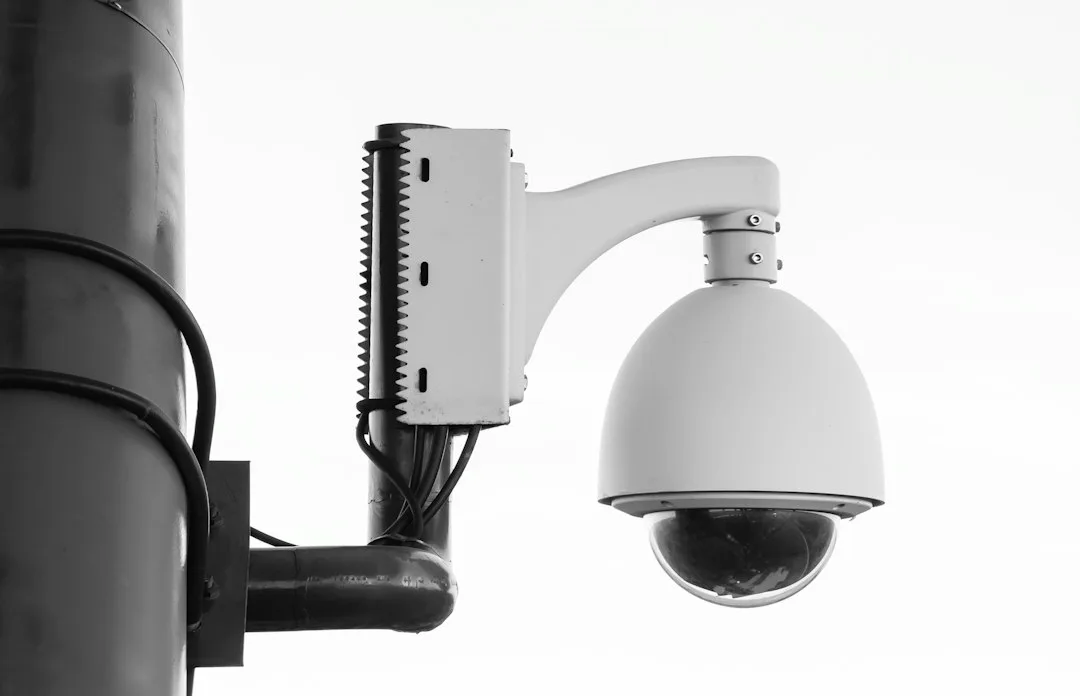 Giải Pháp Camera Giao Thông Thông Minh Phạt Nguội Vi Phạm Giao Thông 23 Camera lắp trên trụ dùng nhận diện biển số xe